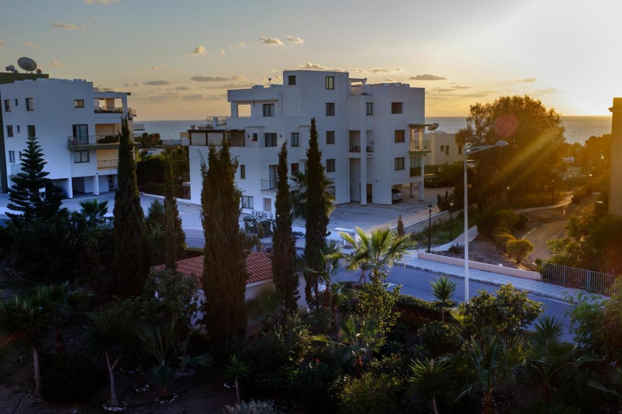 Ifestos Kings Resort Appartment Paphos Exterior foto